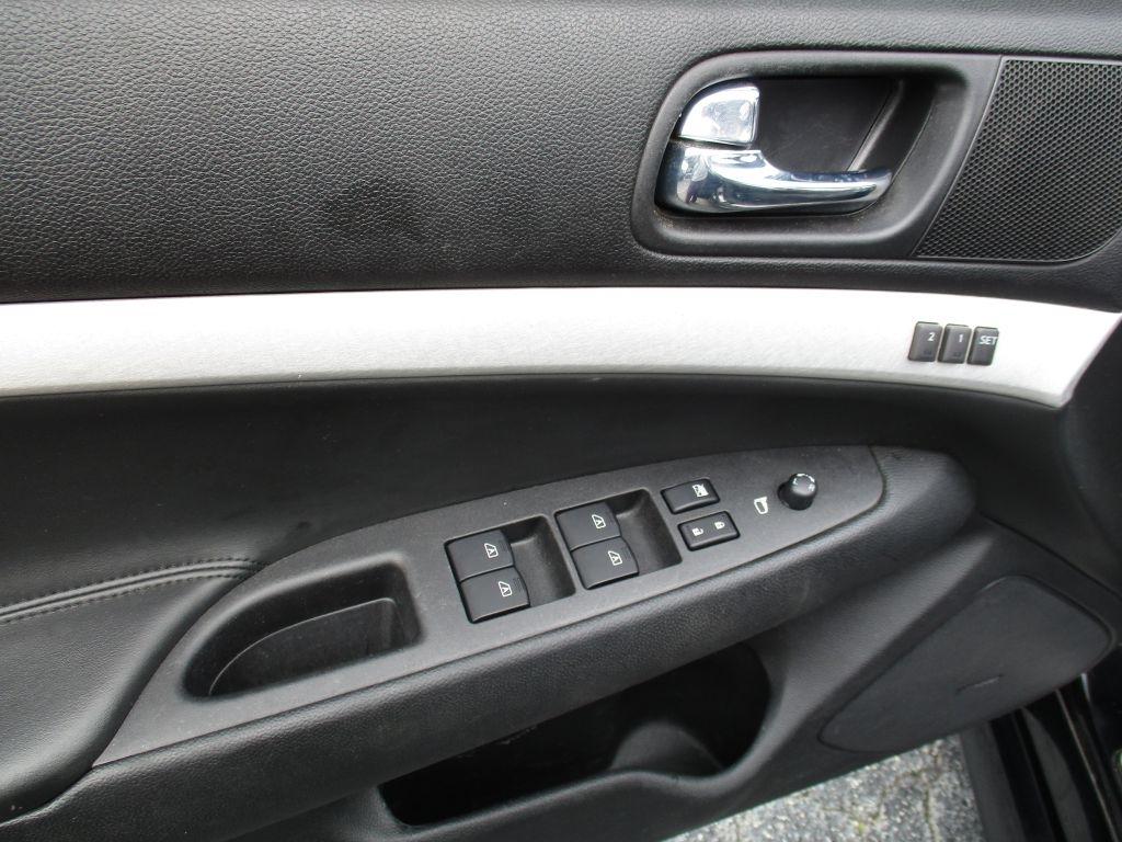 Infiniti G Sedan G37x AWD 2009