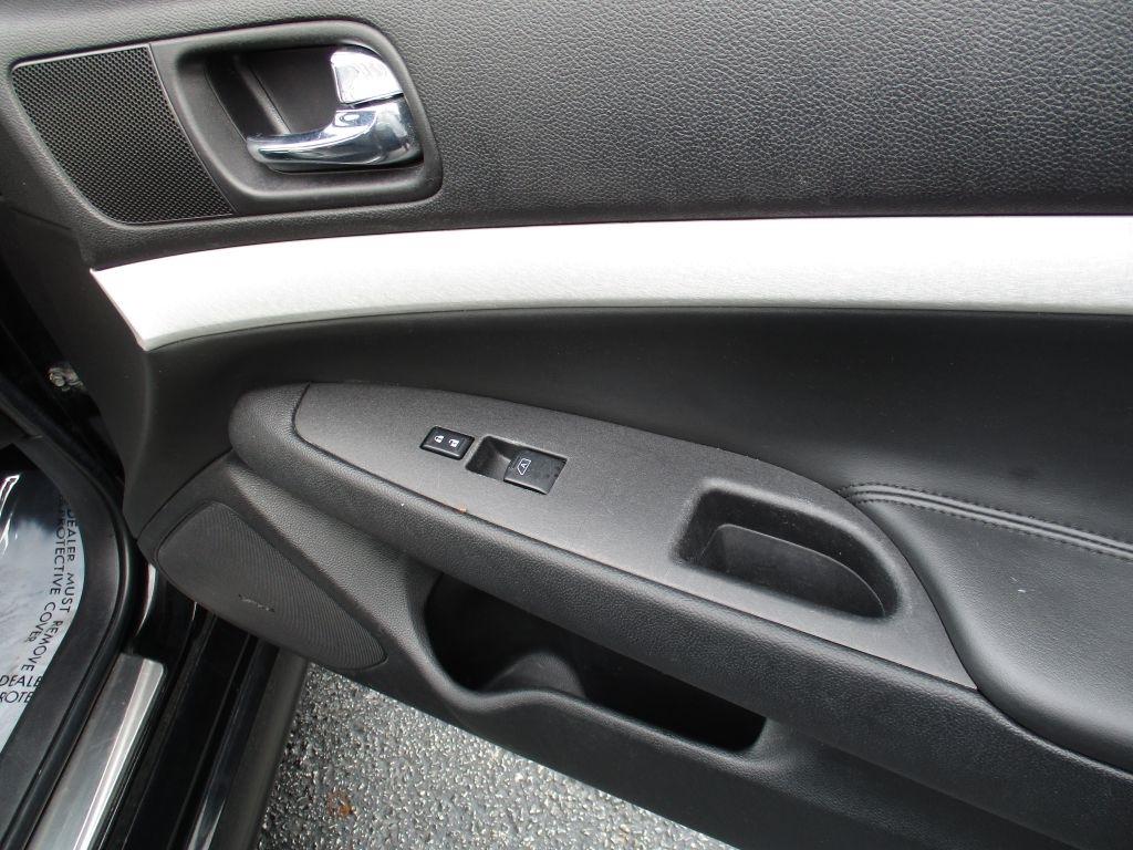 Infiniti G Sedan G37x AWD 2009