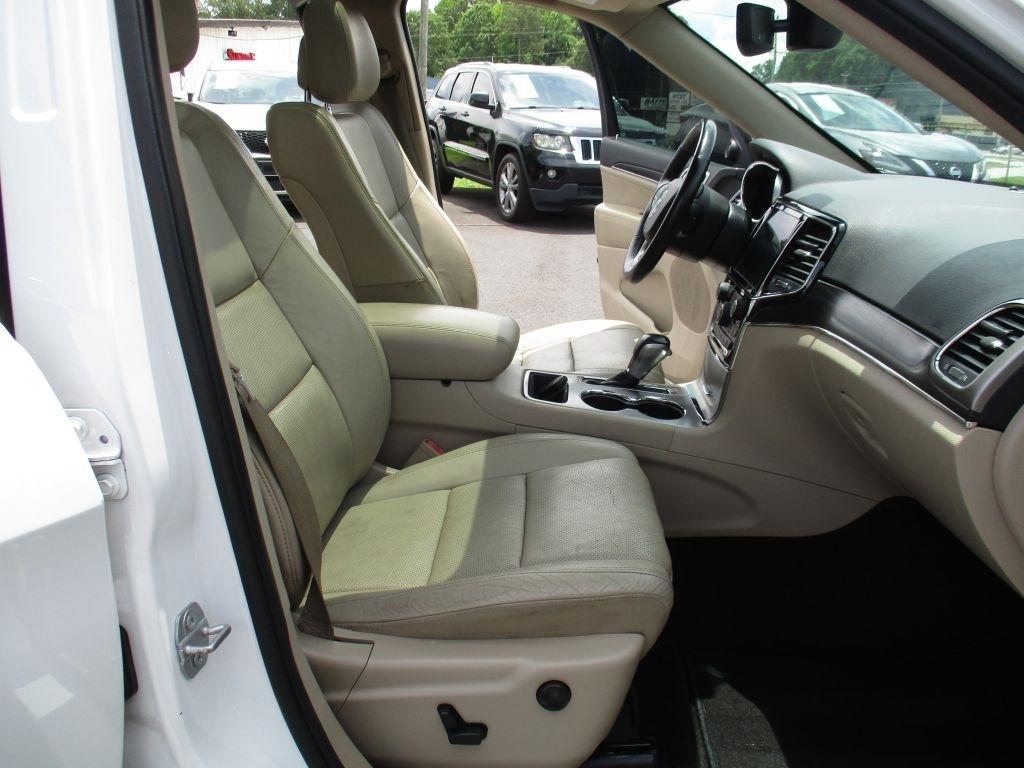 Jeep Grand Cherokee Limited 2WD 2019