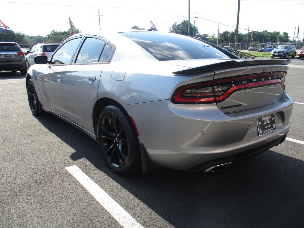 Dodge Charger SXT 2018