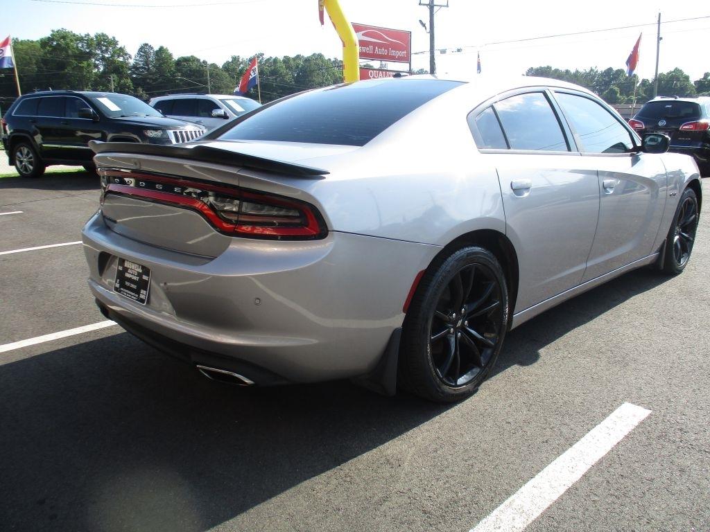 Dodge Charger SXT 2018