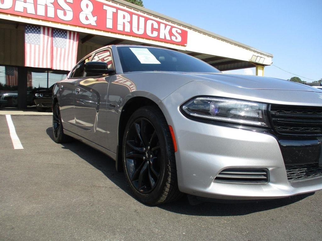 Dodge Charger SXT 2018