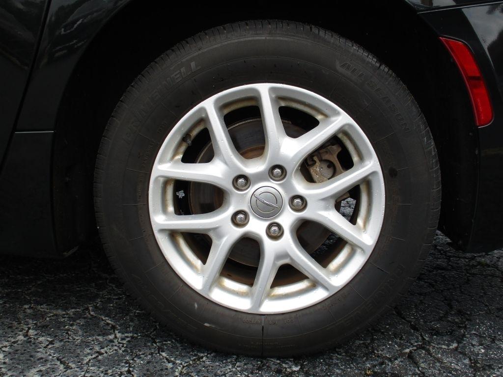 Chrysler Pacifica LX 2017