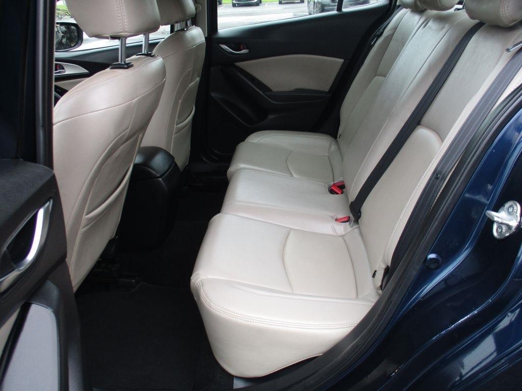 Mazda MAZDA3 i Sport AT 4-Door 2018
