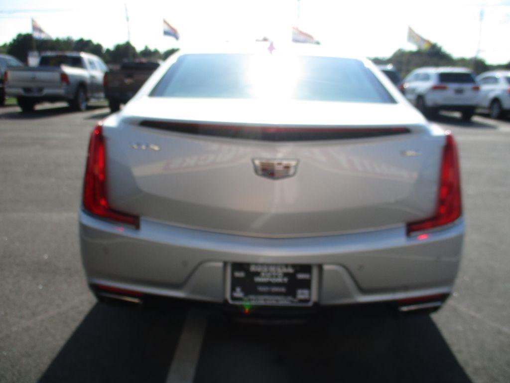 Cadillac XTS Luxury FWD 2018