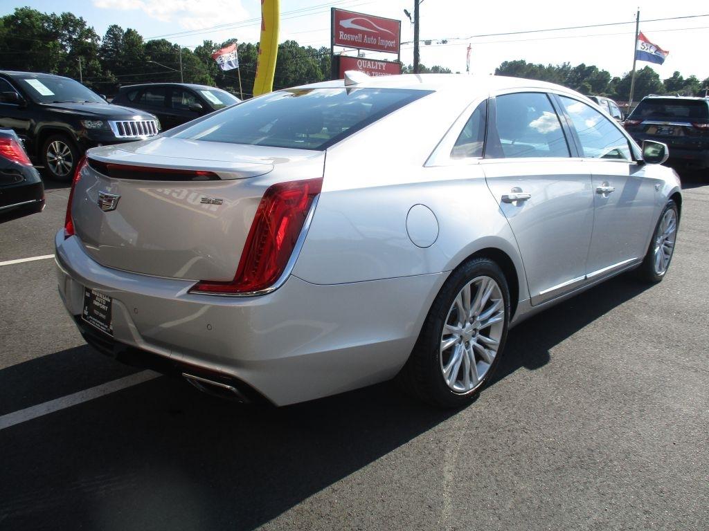 Cadillac XTS Luxury FWD 2018