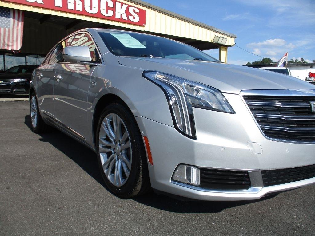 Cadillac XTS Luxury FWD 2018