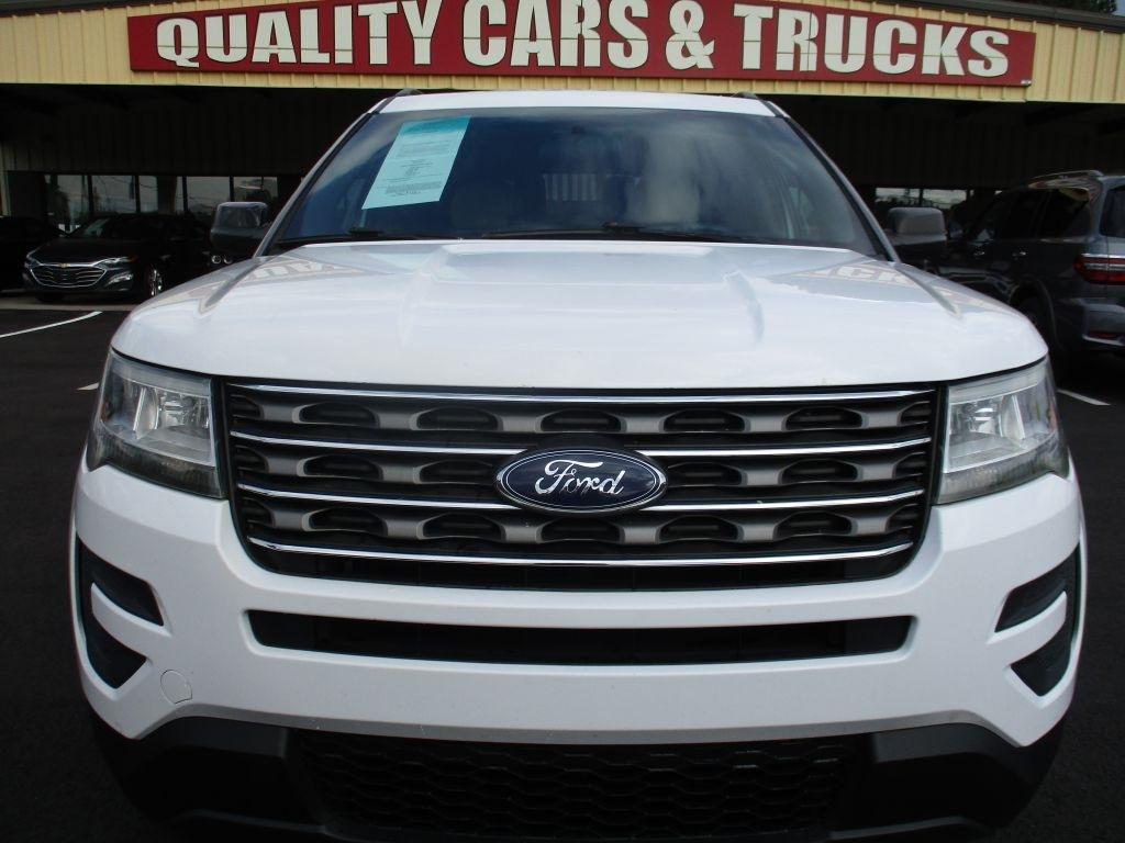 Ford Explorer Base 4WD 2016