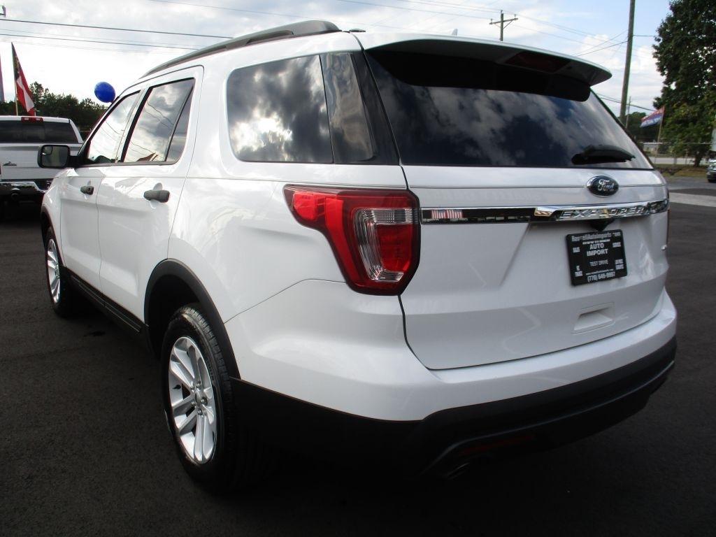 Ford Explorer Base 4WD 2016