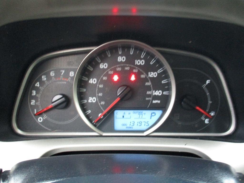 Toyota RAV4 LE FWD 2015