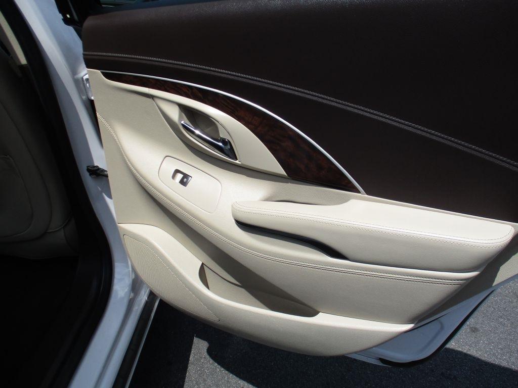 Buick LaCrosse Leather Package 2015