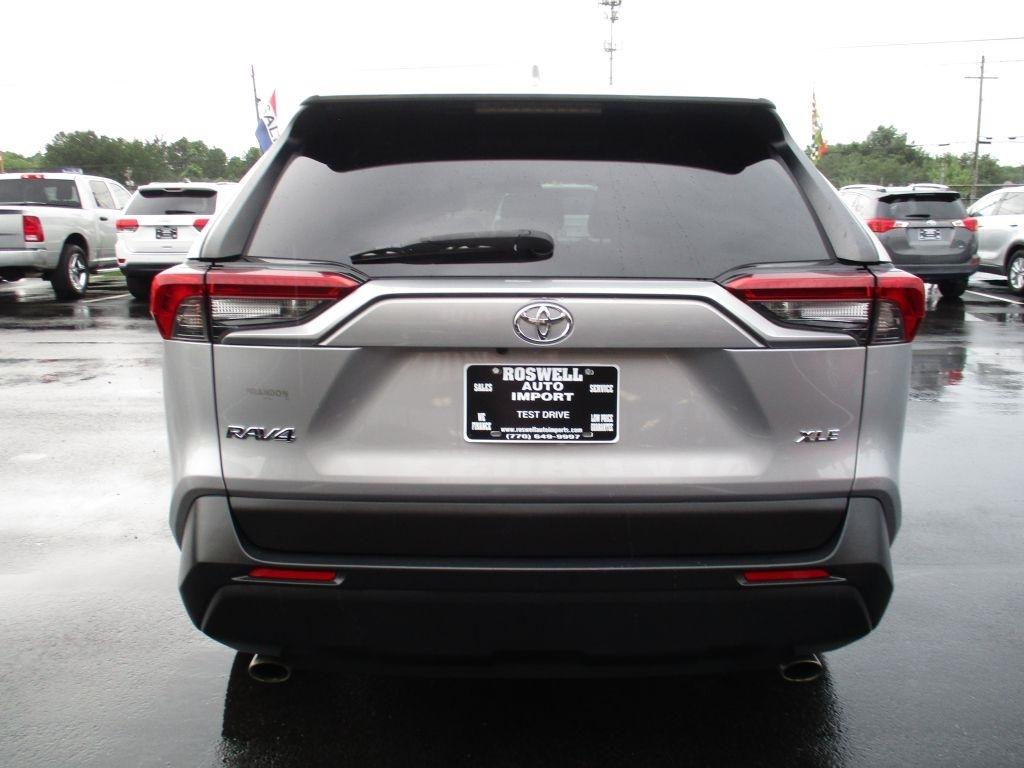 Toyota RAV4 XLE 2020