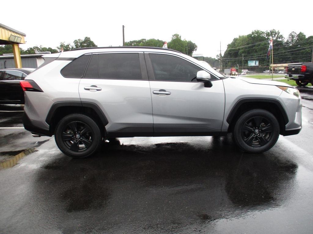 Toyota RAV4 XLE 2020