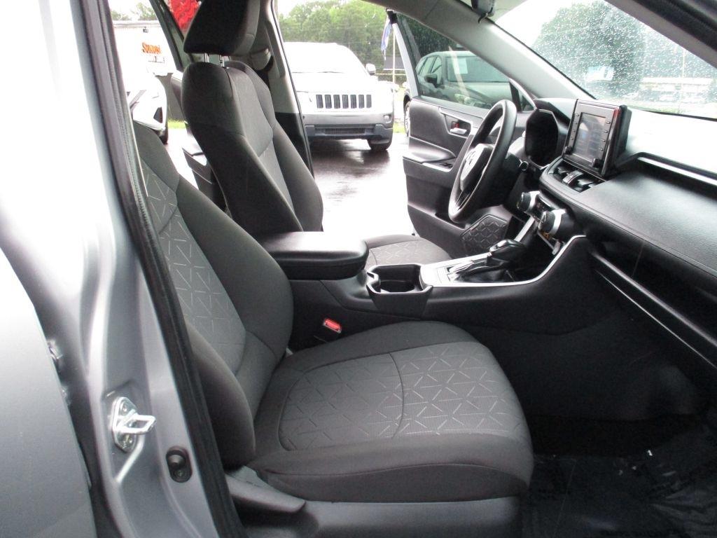 Toyota RAV4 XLE 2020