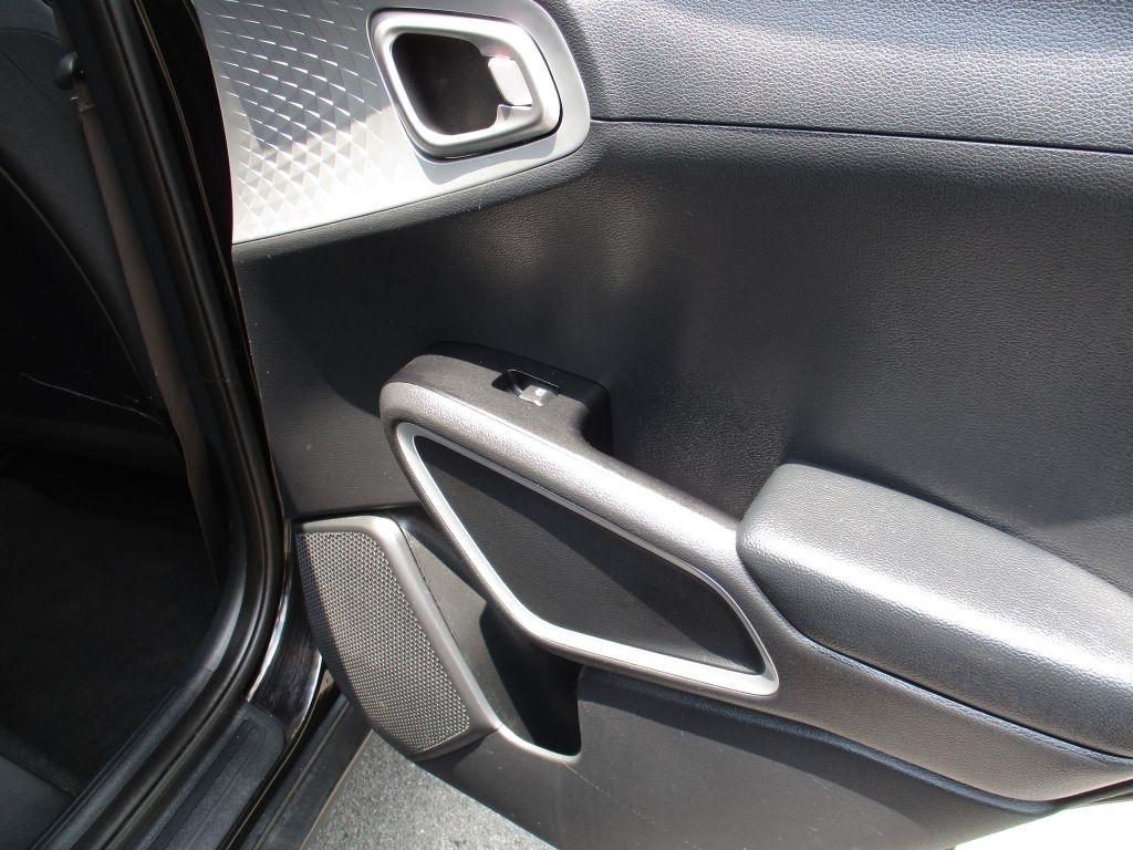 Kia Soul LX CVT 2020