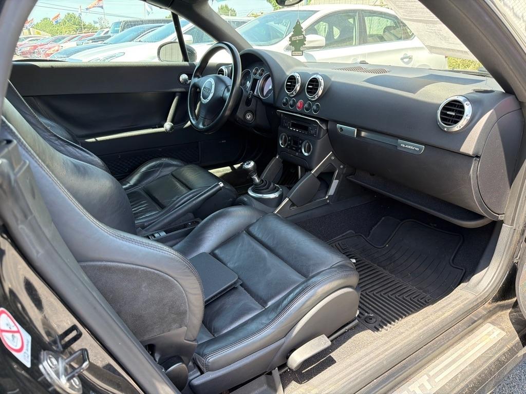 Audi TT Roadster quattro (225 hp) 2004