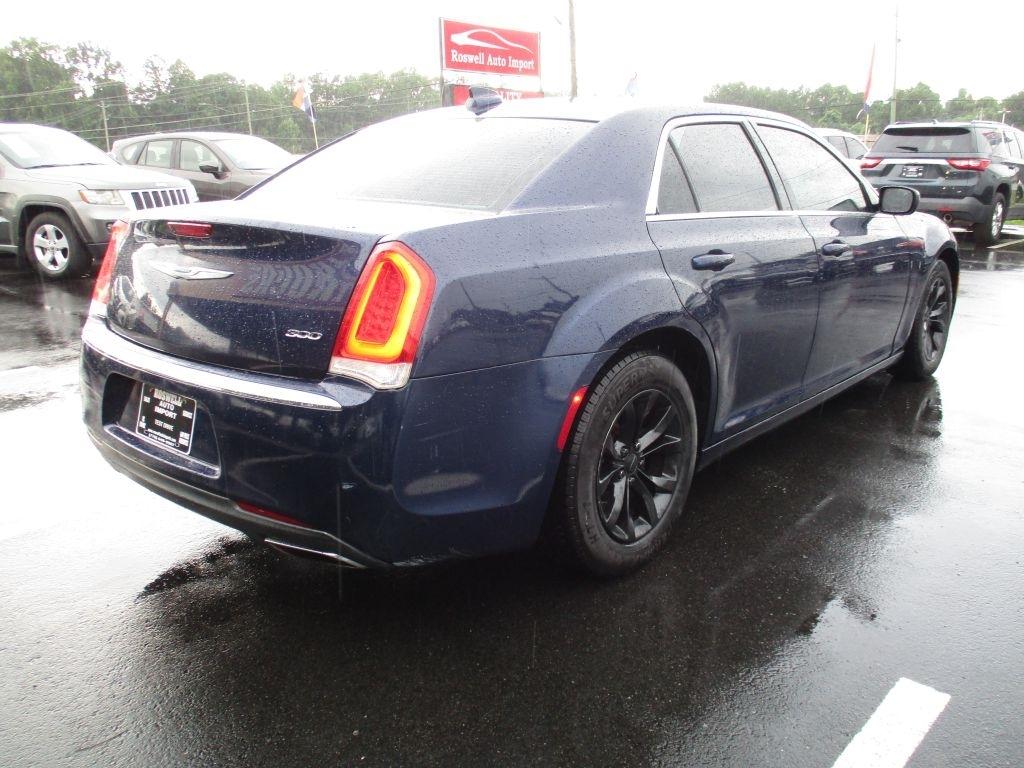 Chrysler 300 Limited RWD 2015