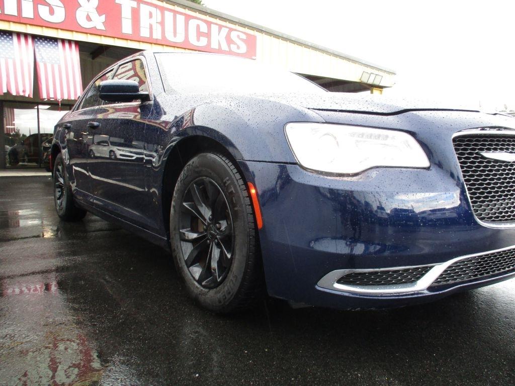 Chrysler 300 Limited RWD 2015