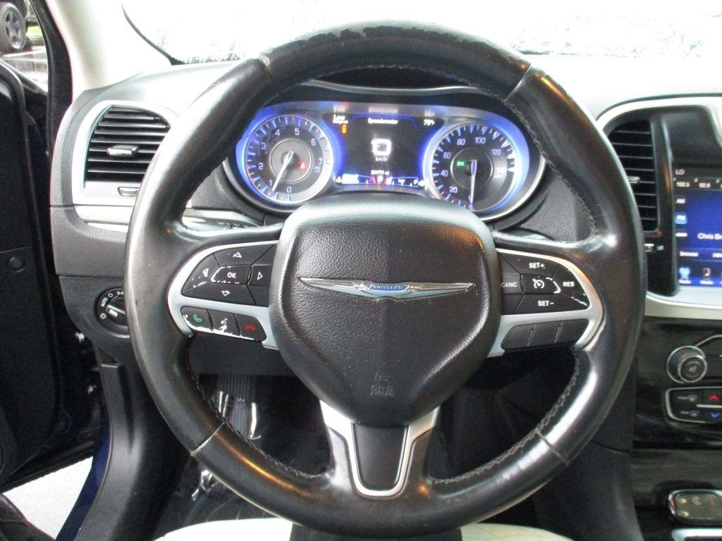 Chrysler 300 Limited RWD 2015