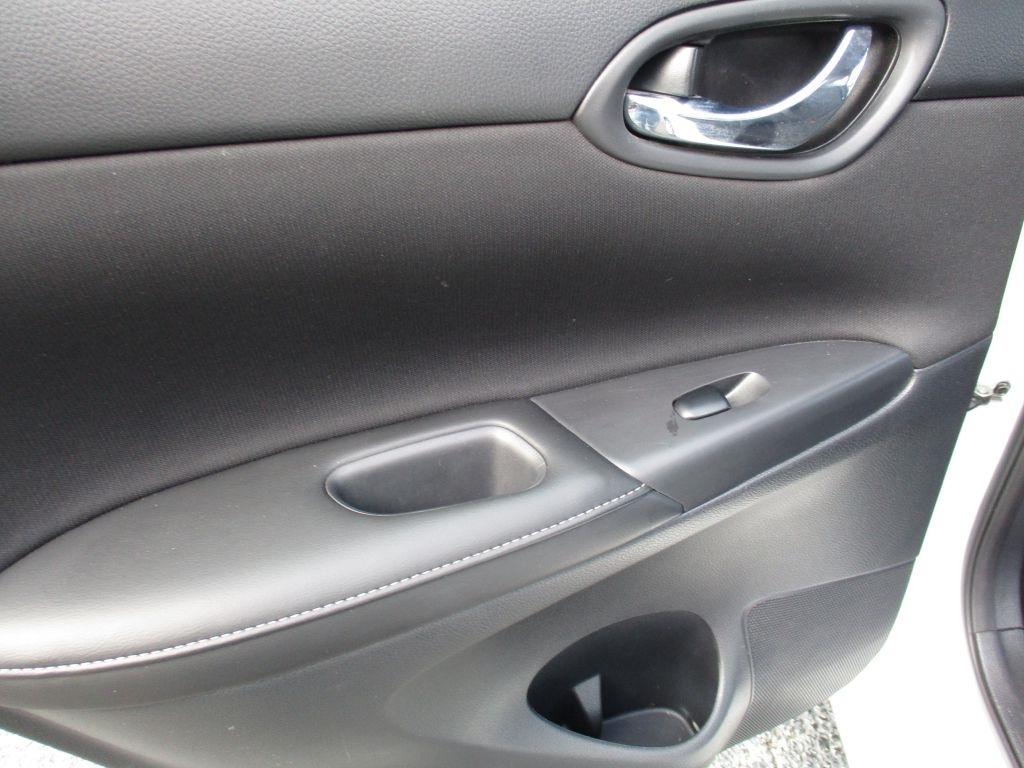 Nissan Sentra SR 2019
