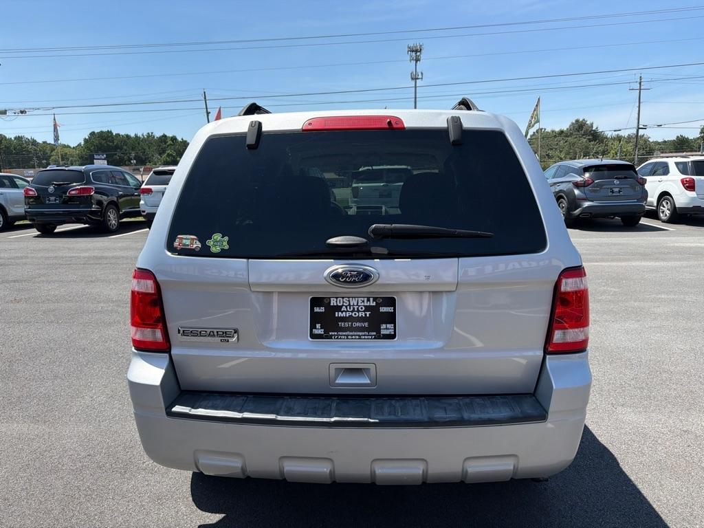 Ford Escape XLT FWD 2011