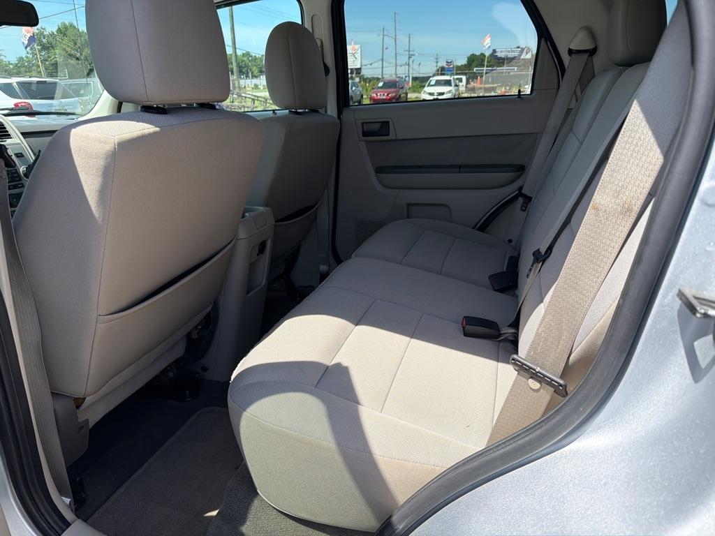 Ford Escape XLT FWD 2011