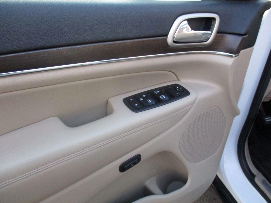 Jeep Grand Cherokee Limited 2WD 2017