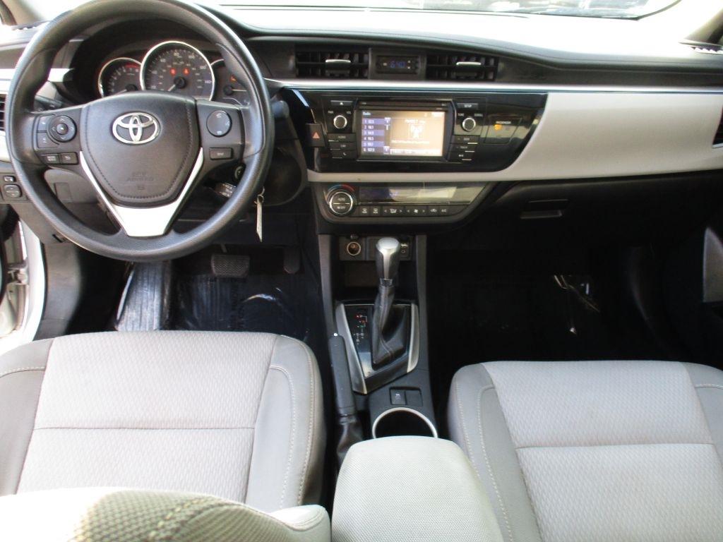Toyota Corolla LE CVT 2014