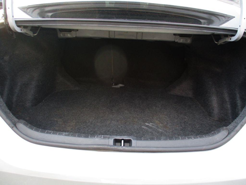 Toyota Corolla LE CVT 2014
