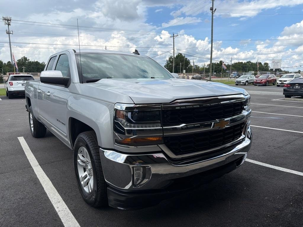 Chevrolet Silverado 1500 LT Double Cab 2WD 2017