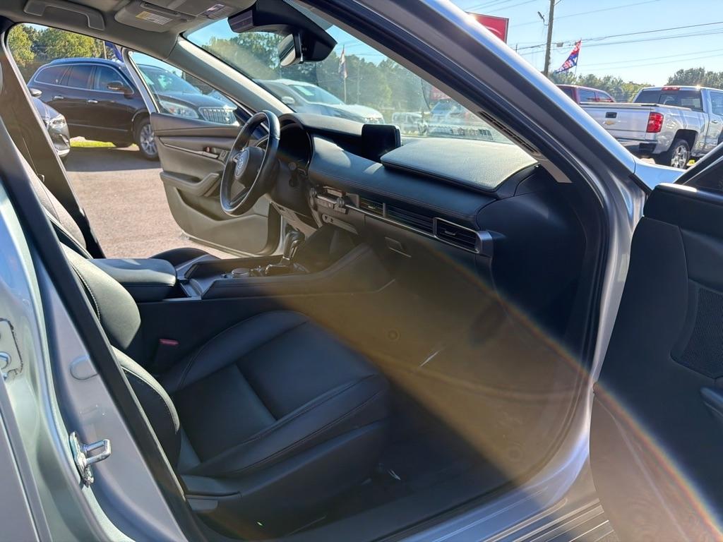 Mazda Mazda3 photo 15