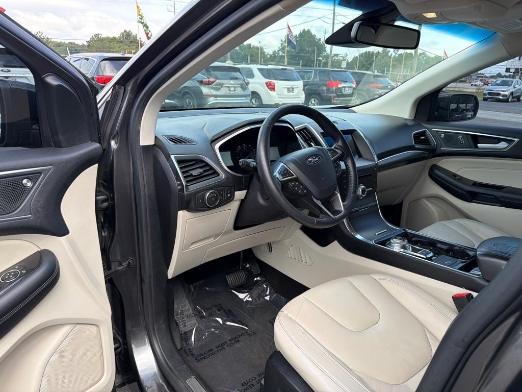 Ford Edge photo 15