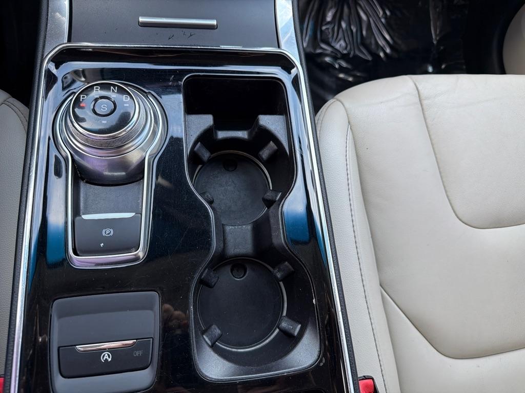 Ford Edge photo 21