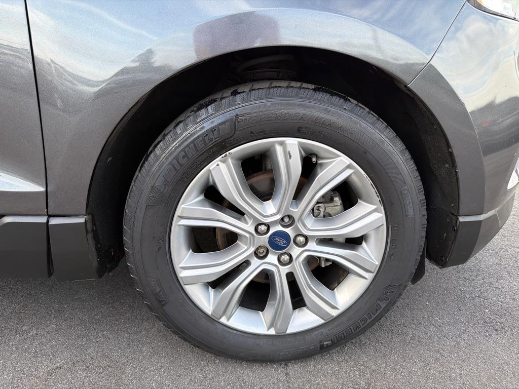 Ford Edge photo 26