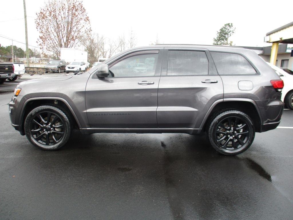 Jeep Grand Cherokee Laredo 4WD 2019