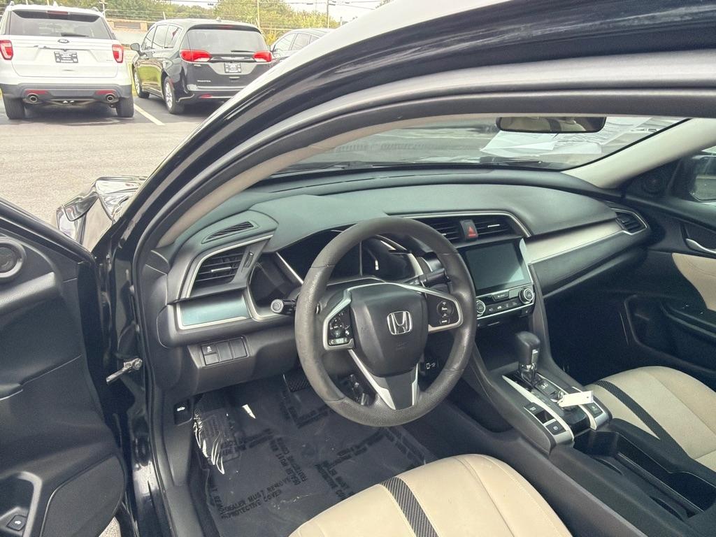 Honda Civic EX-T Sedan CVT 2016