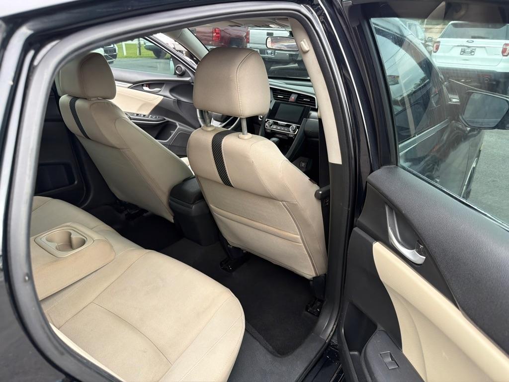 Honda Civic EX-T Sedan CVT 2016