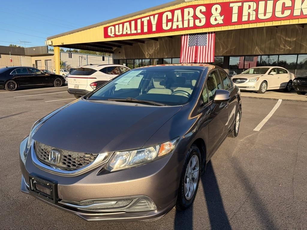 Honda Civic LX Sedan 5-Speed AT 2013