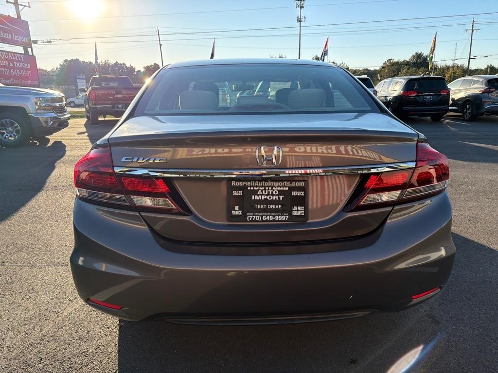 Honda Civic LX Sedan 5-Speed AT 2013