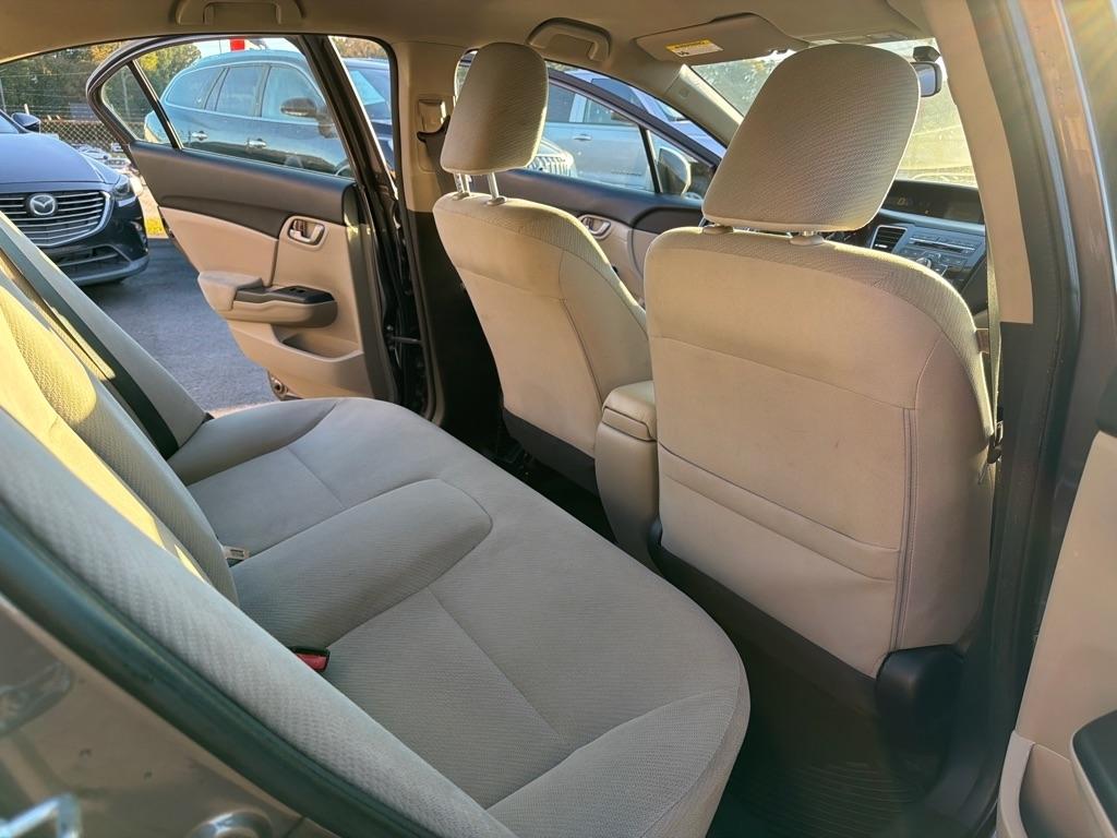 Honda Civic LX Sedan 5-Speed AT 2013