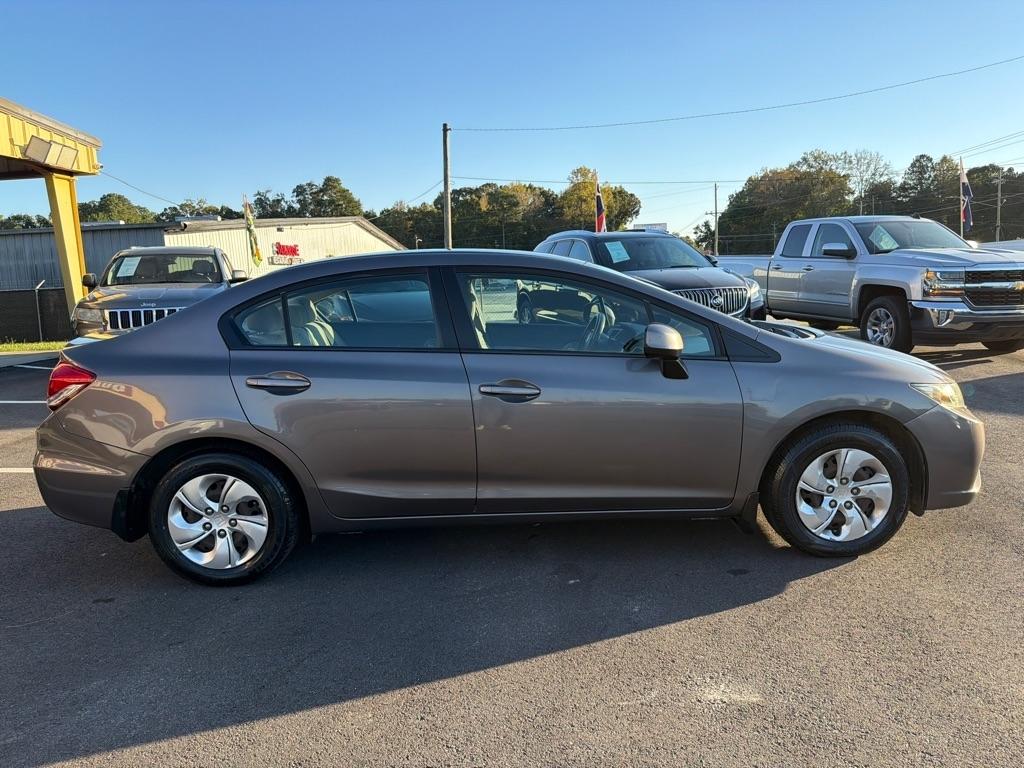 Honda Civic photo 7