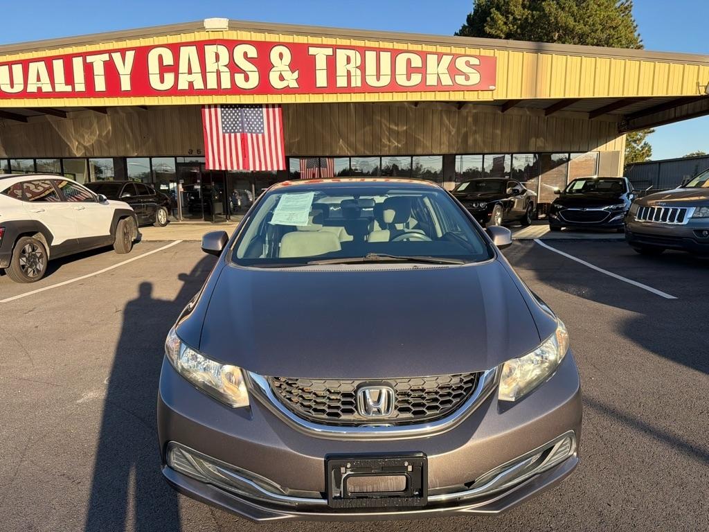 Honda Civic photo 8