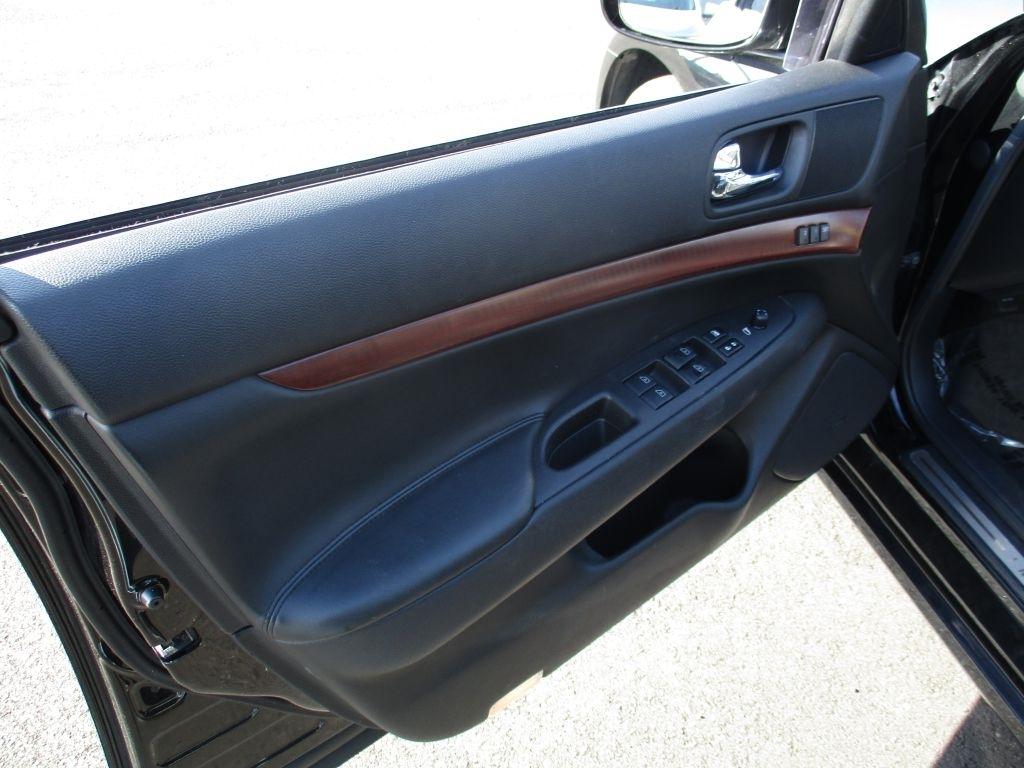 Infiniti G Sedan G37x AWD 2009