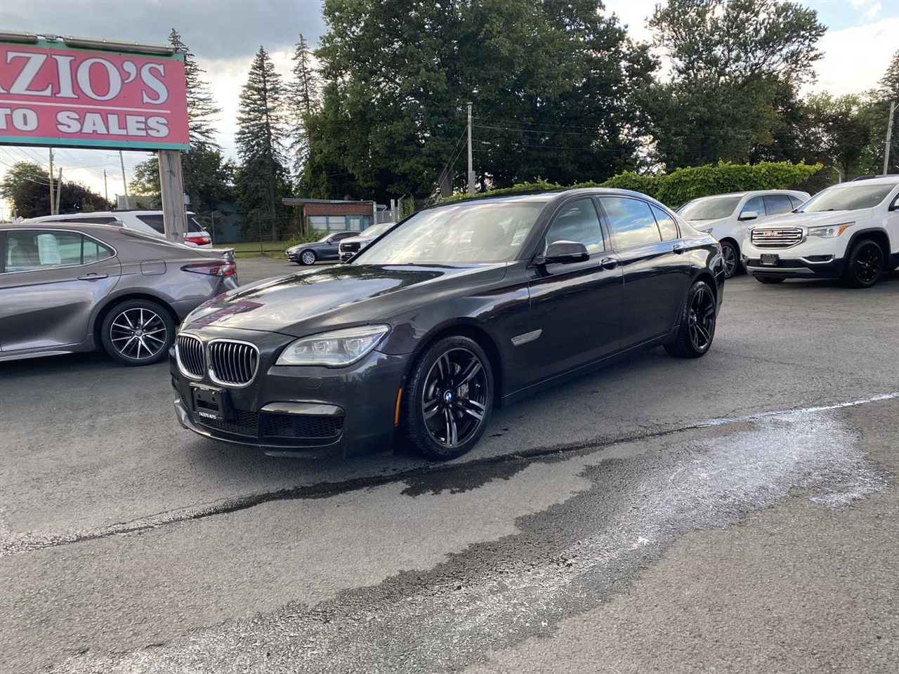 2015 BMW 7 Series 4dr Sdn 750Li xDrive AWD
