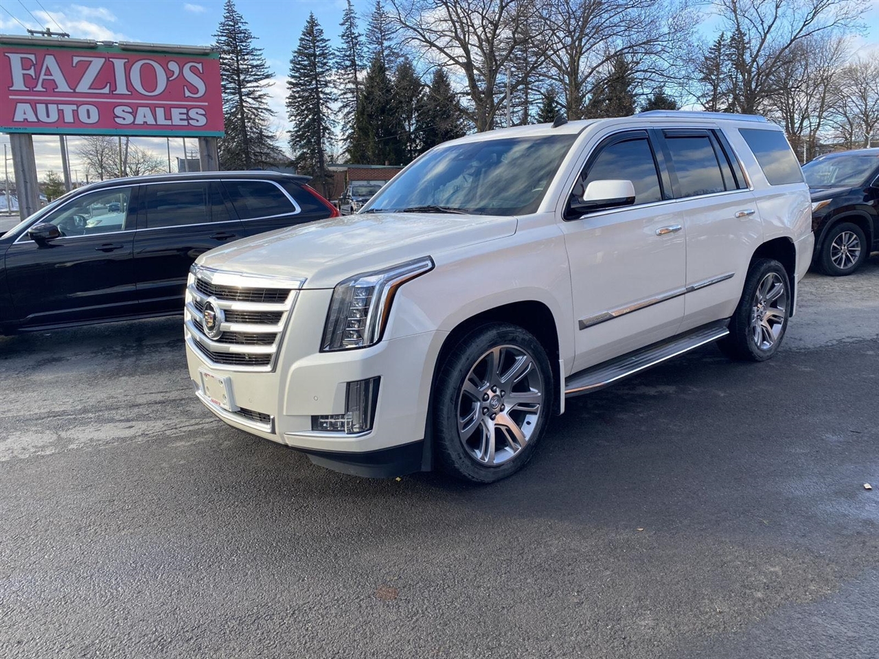 2015 Cadillac Escalade 4WD 4dr Luxury