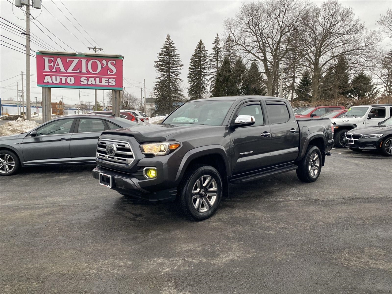 2018 Toyota Tacoma SR Double Cab 5' Bed V6 4x4 AT (Natl)