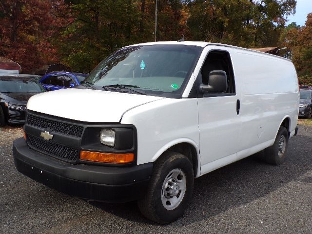 2015 Chevrolet Express Cargo Van RWD 2500 135"