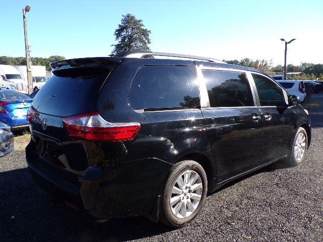 Toyota Sienna 5dr 7-Pass Van XLE Premium AWD (Natl) 2015