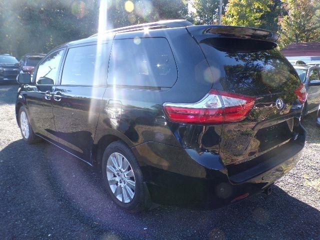 Toyota Sienna 5dr 7-Pass Van XLE Premium AWD (Natl) 2015