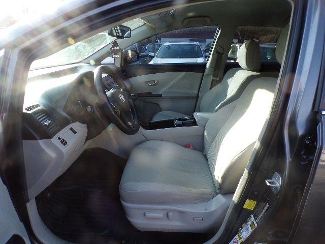 Toyota Venza 4dr Wgn I4 AWD XLE (Natl) 2012